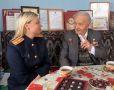 Сотрудники следственного управления СК России по Новосибирской области навестили ветерана Великой Отечественной войны