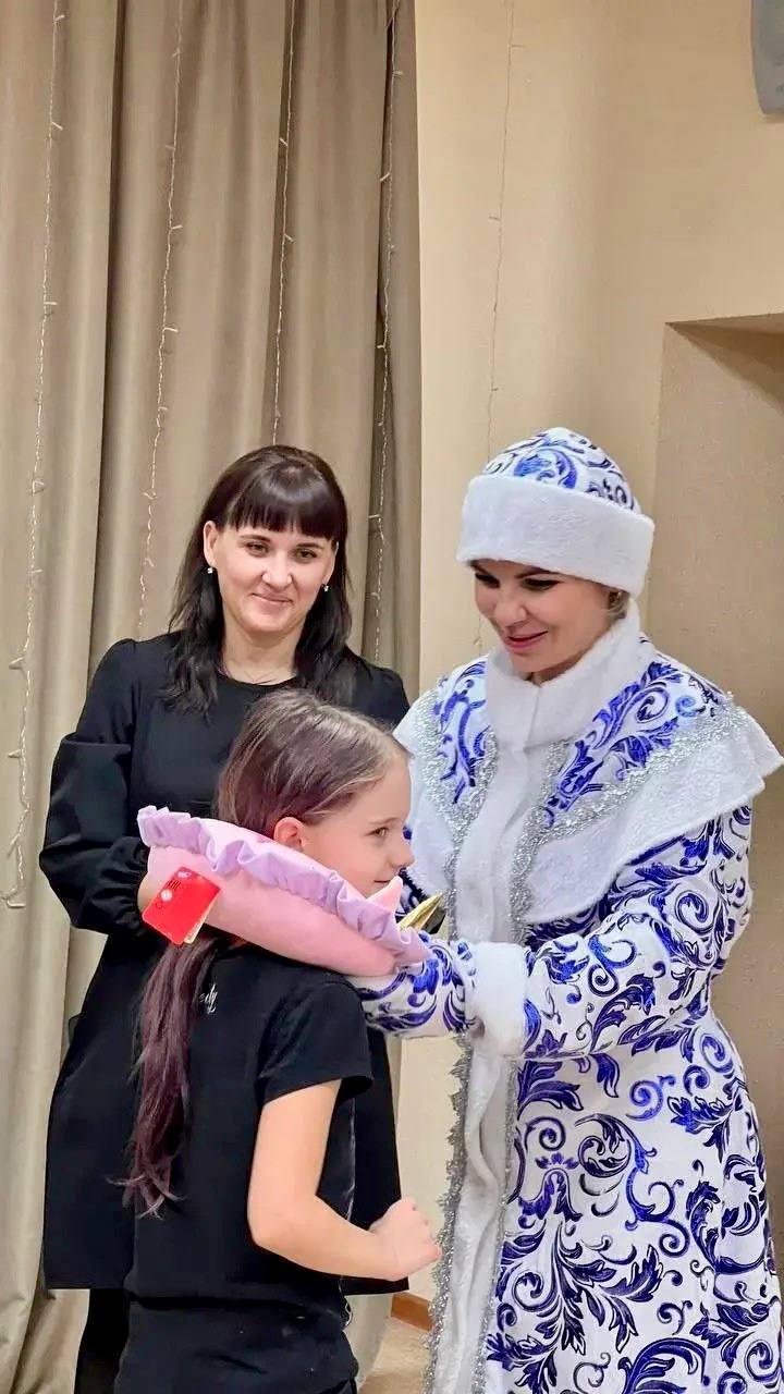 В Новосибирске продолжается акция «Полицейский Дед Мороз» В Новосибирске продолжается акция «Полицейский Дед Мороз»