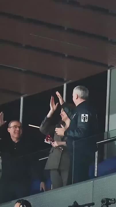 ХК «Сибирь» одержал победу в домашней игре над «Адмиралом» 5:2