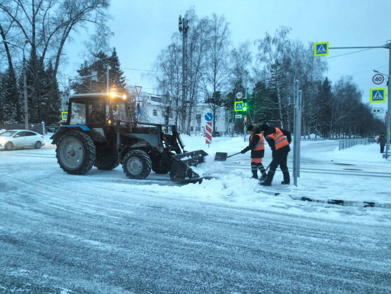 Максим Кудрявцев: В Новосибирске сохраняются обильные снегопады и метели, ожидается усиление ветра до 21 м/с и гололедица Максим Кудрявцев: В Новосибирске сохраняются обильные снегопады и метели, ожидается усиление ветра до 21 м/с и гололедица