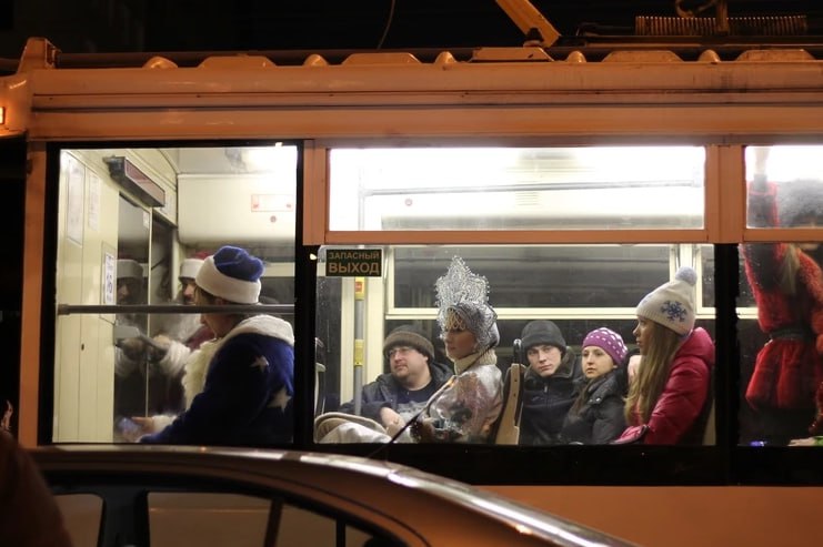 Не все горожане помнят, а кто-то и не знал: один фильм знаменитой серии «Елки» снимали в Новосибирске Не все горожане помнят, а кто-то и не знал: один фильм знаменитой серии «Елки» снимали в Новосибирске