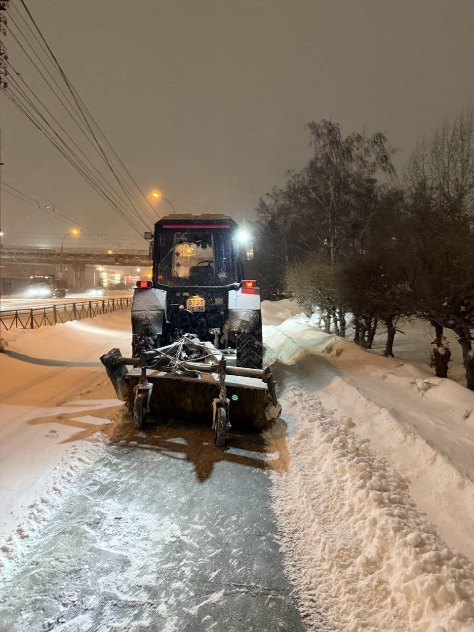 Уборка улично-дорожной сети за прошедшие сутки Уборка улично-дорожной сети за прошедшие сутки