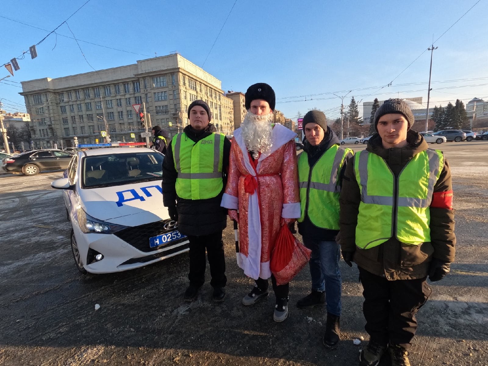 Дружинники Новосибирска поддерживали порядок в праздничные дни Дружинники Новосибирска поддерживали порядок в праздничные дни
