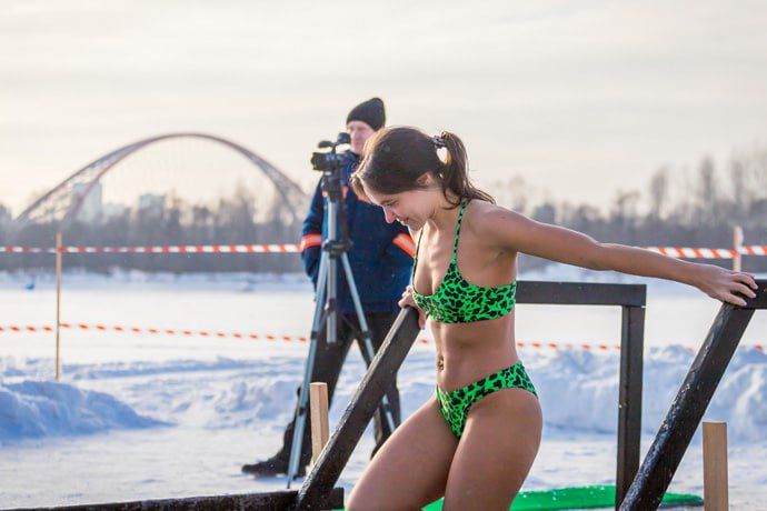 �� ��������� �� 06.00 ���� � ������������� ������� ������� ������� � ���������� �������� ����� 2000 �������, ������� �� ����������� ��������� ��������� �� ��� ������ �� ������������� ������� ������ �����