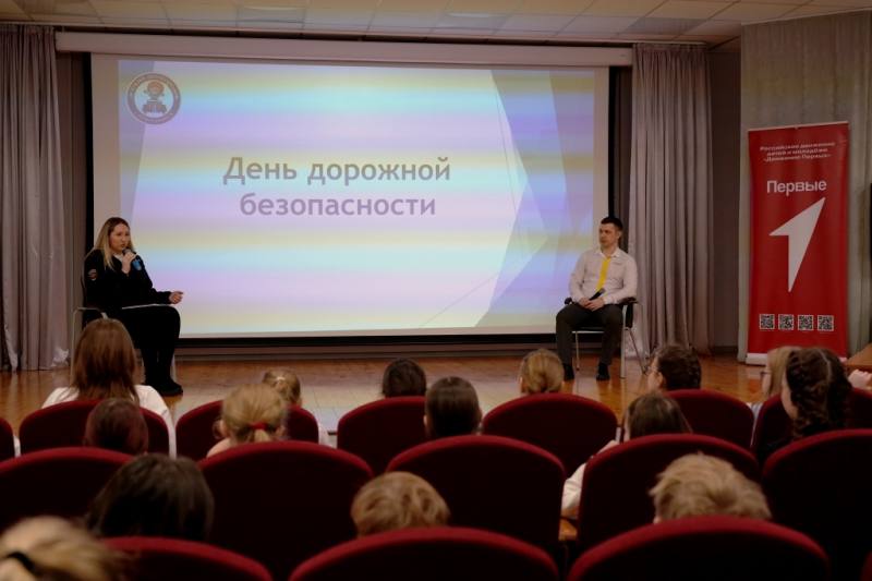 В Новосибирске сотрудники Госавтоинспекции принимают участие во Всероссийском проекте «Безопасность в Движении»