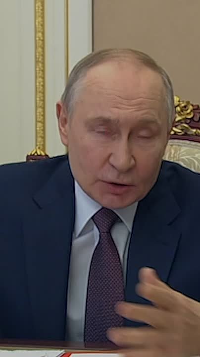 Главные новости за день:. Россия готова направить "Совету мира" $1 млрд из замороженных активов, заявил президент Правительство прорабатывает идею продлить время работы детсадов, сообщил Путин Никто кроме США не может...