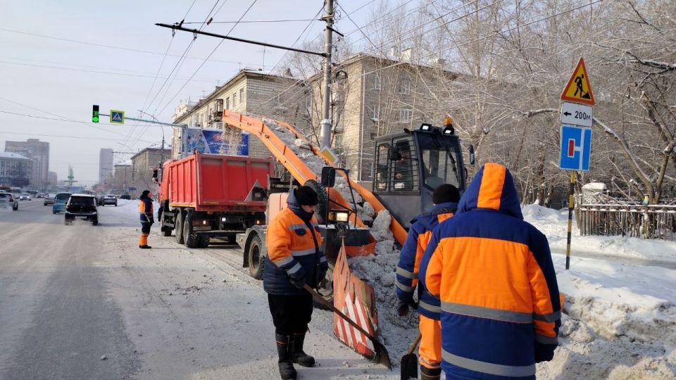Уборка улично-дорожной сети города