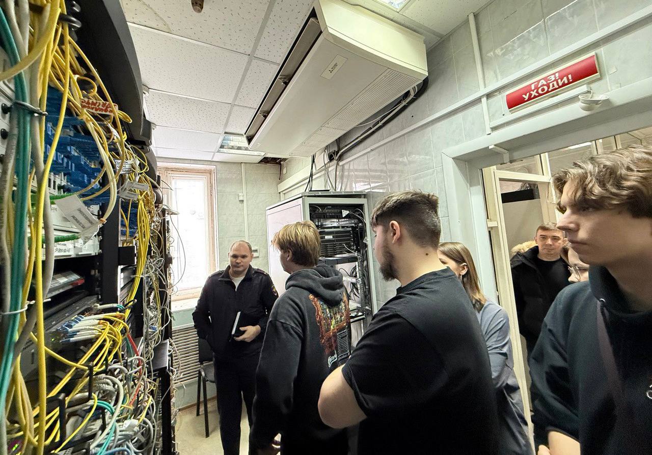 Центр информационных технологий, связи и защиты информации областного Главка МВД присоединился к участию во Всероссийской акции «Студенческий десант» Центр информационных технологий, связи и защиты информации областного Главка МВД присоединился к участию во Всероссийской акции «Студенческий десант»