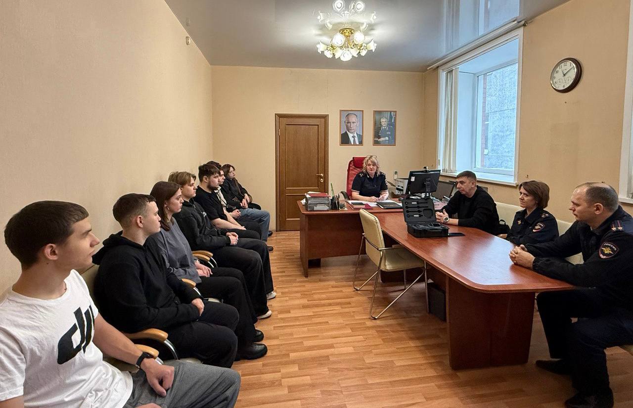 Центр информационных технологий, связи и защиты информации областного Главка МВД присоединился к участию во Всероссийской акции «Студенческий десант» Центр информационных технологий, связи и защиты информации областного Главка МВД присоединился к участию во Всероссийской акции «Студенческий десант»