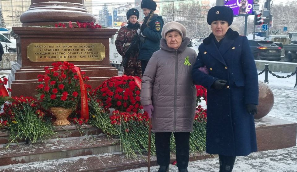 Сотрудники следственного управления СК России по Новосибирской области почтили память жителей блокадного Ленинграда