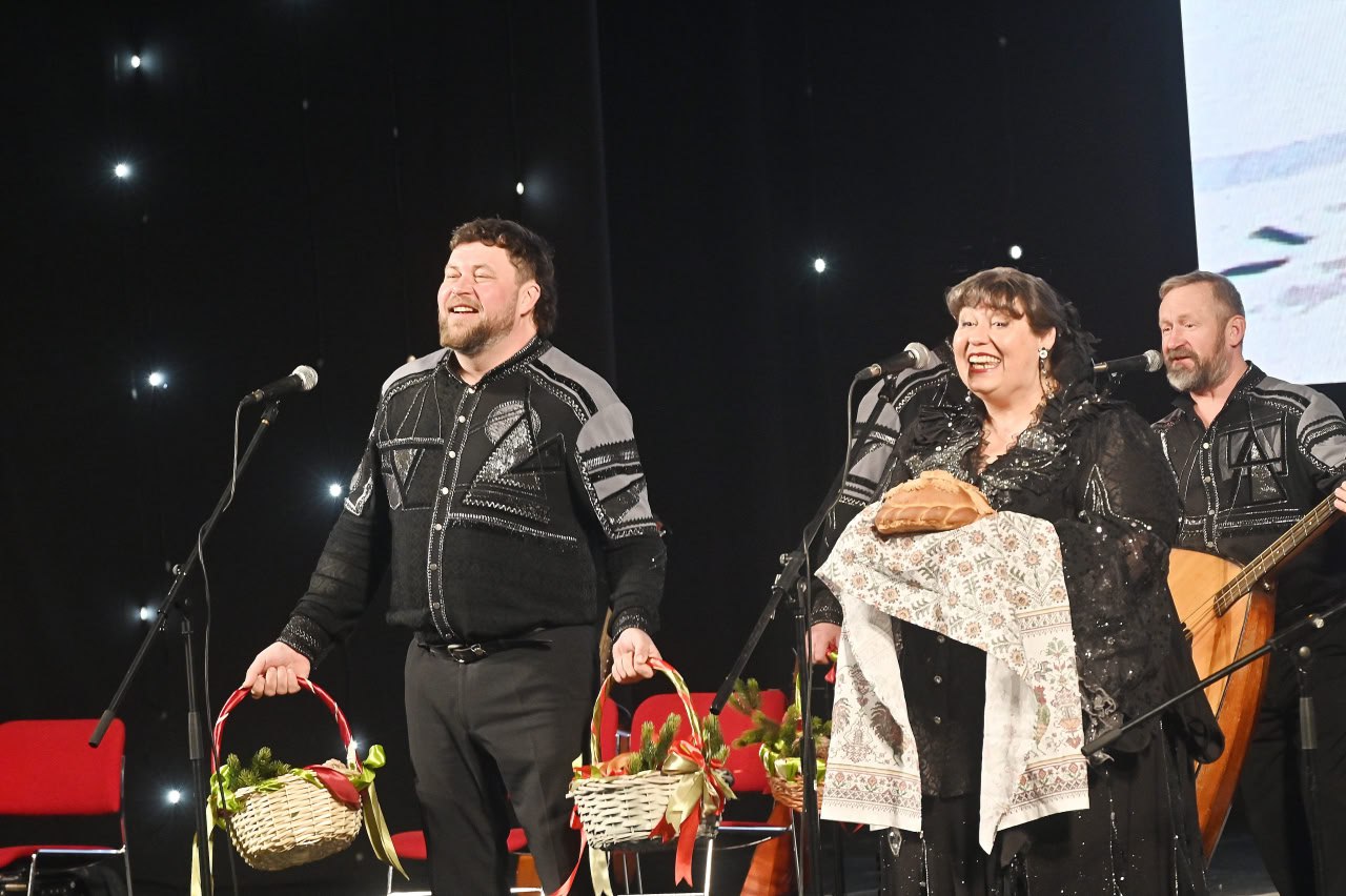 Телепроект с новосибирской сцены: «Играй, гармонь!» отмечает сорокалетие передачи Телепроект с новосибирской сцены: «Играй, гармонь!» отмечает сорокалетие передачи