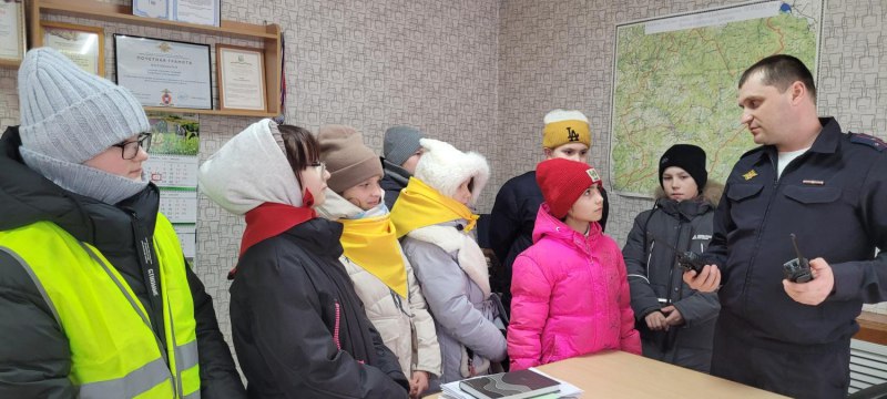 В НОВОСИБИРСКОЙ ОБЛАСТИ ЮНЫЕ ИНСПЕКТОРЫ ДВИЖЕНИЯ ПОБЫВАЛИ НА ЭКСКУРСИИ В ГОСАВТОИНСПЕКЦИИ В Новосибирской области юные инспекторы движения школы № 2 поселка Маслянино совместно с педагогом дополнительного образования... В НОВОСИБИРСКОЙ ОБЛАСТИ ЮНЫЕ ИНСПЕКТОРЫ ДВИЖЕНИЯ ПОБЫВАЛИ НА ЭКСКУРСИИ В ГОСАВТОИНСПЕКЦИИ В Новосибирской области юные инспекторы движения школы № 2 поселка Маслянино совместно с педагогом дополнительного образования...