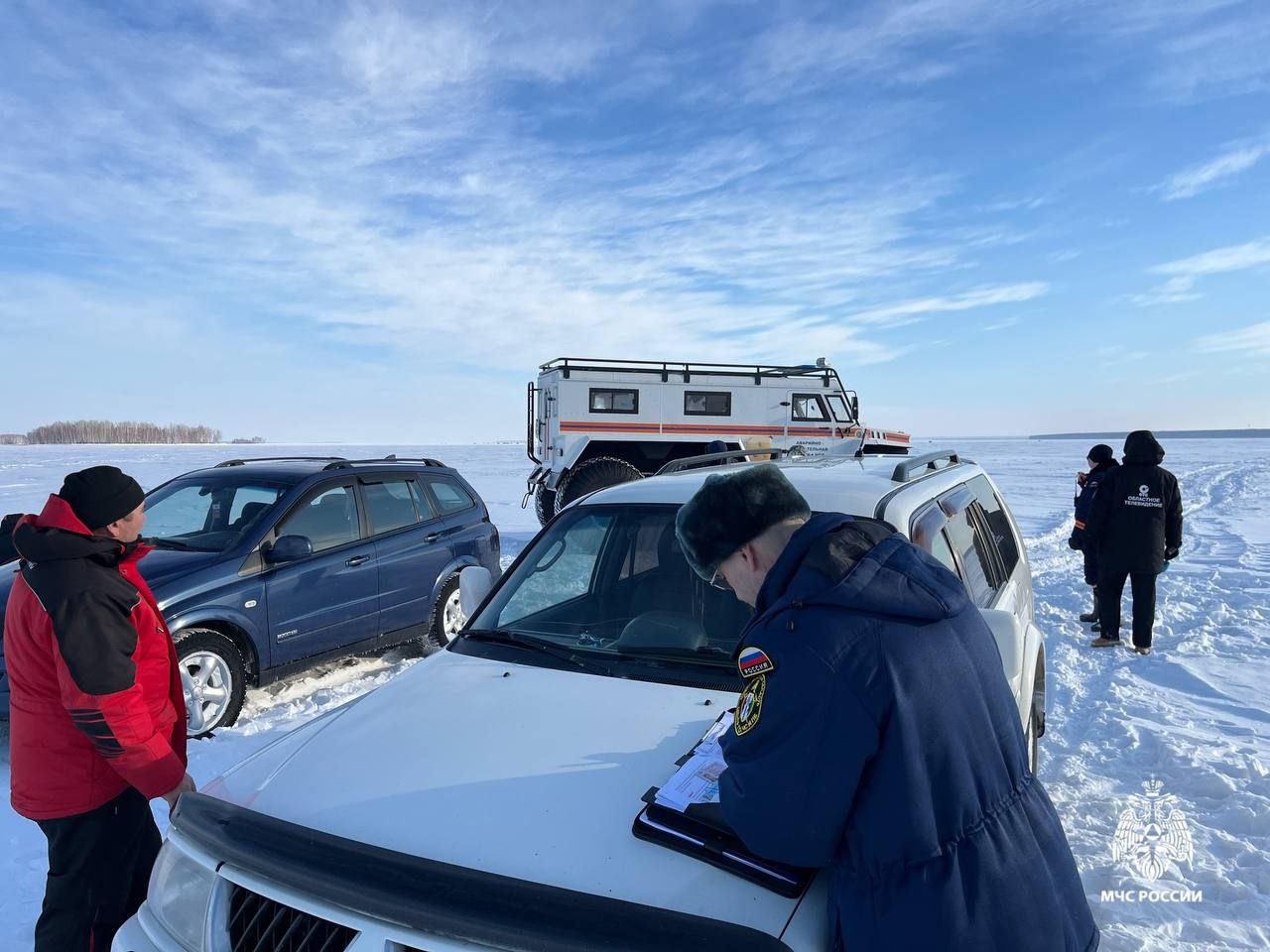 Профилактический рейд на водоёме: с начала зимы около 80 водителей нарушили закон Профилактический рейд на водоёме: с начала зимы около 80 водителей нарушили закон