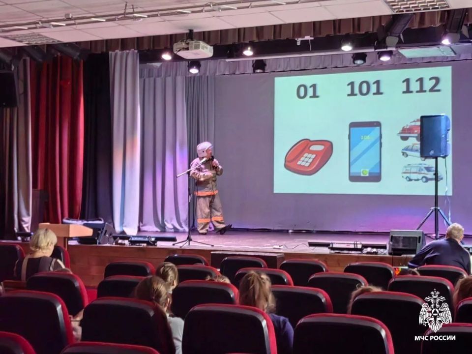 Новый медиаформат в обучении детей: ансамбль МЧС России представил обновлённую программу по пожарной безопасности
