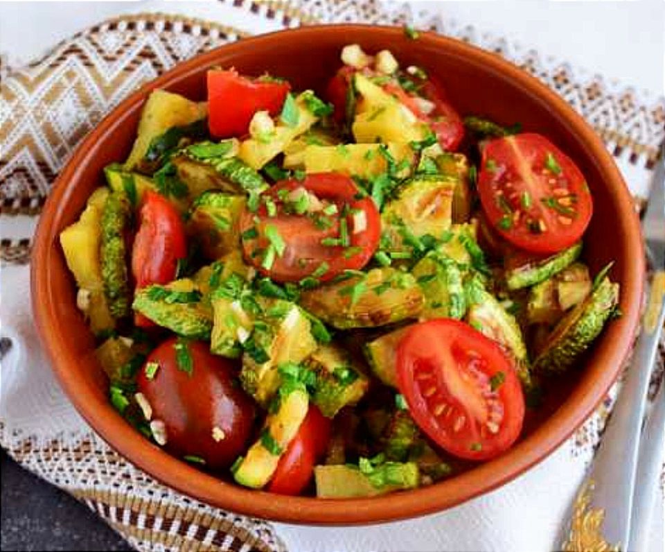 Лёгкость на ужине — кабачки больше не зависают в холодильнике