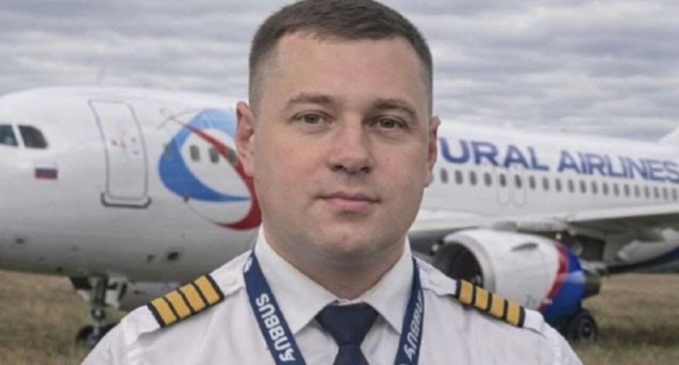 Героя, спасшего 167 пассажиров, зовут работать за границу