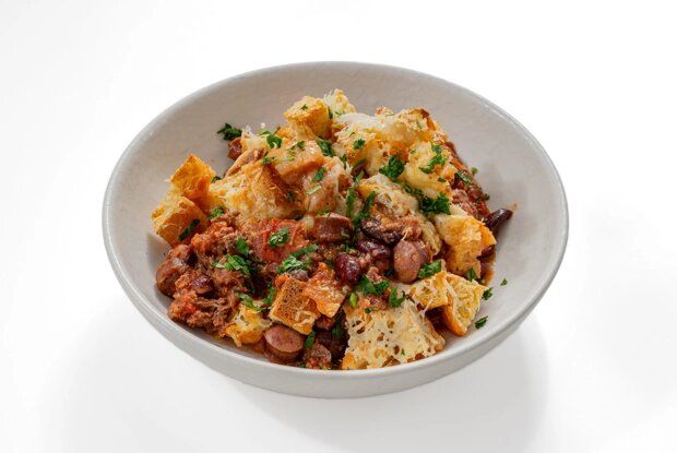 Наслаждайтесь уютом с быстрым кассуле из консервированной фасоли