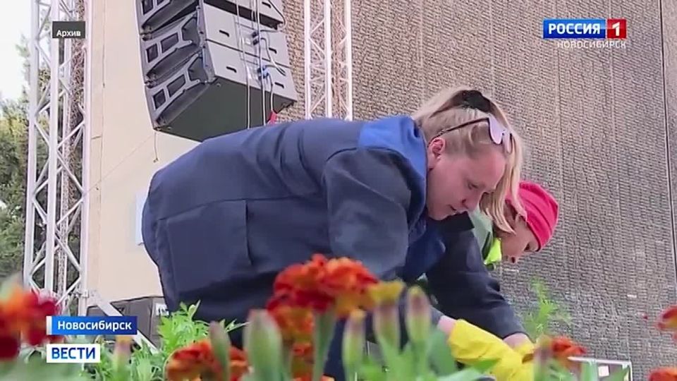 ����� ��� ������. ����� 400 ����� ������ ������� �� ������� ������������ ���� �����