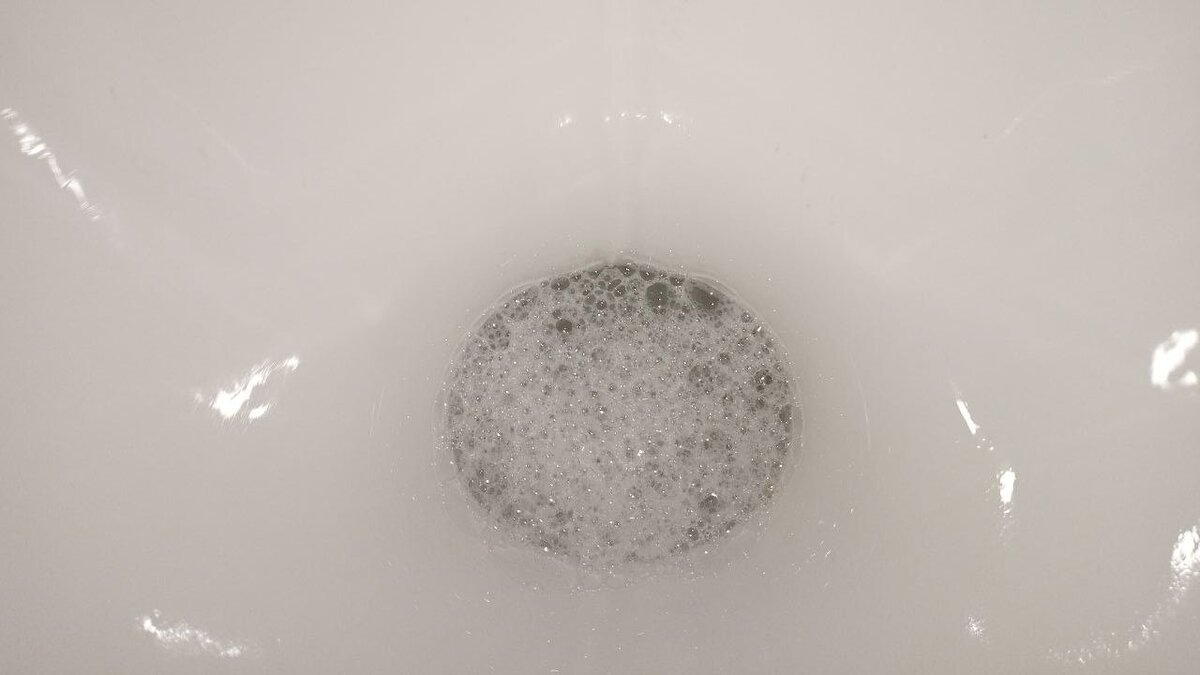 Уникальное средство для уборки: Как навести порядок в унитазе без усилий