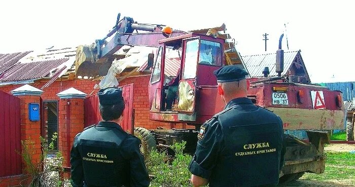 Как защитить дачный дом от сноса: история о победе законного владельца