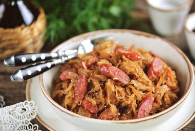 Как приготовить идеальную бюргерскую тушеную капусту