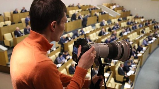 Зачем делать показуху? В Госдуме объяснили запрет на съемку депутатов