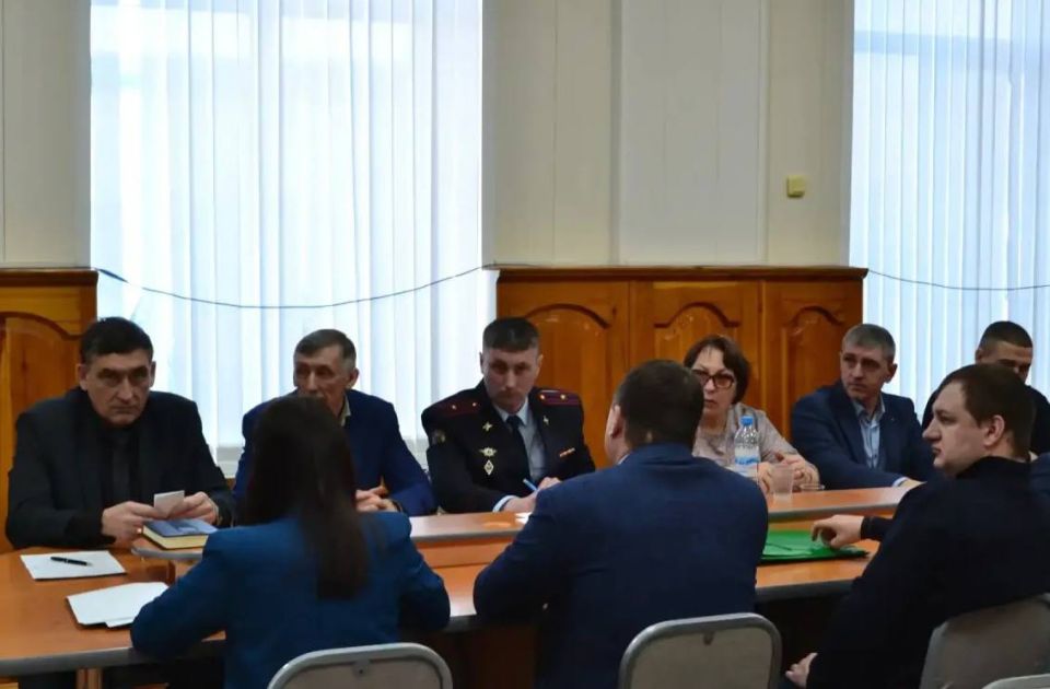 Начальник отделения полиции «Усть-Таркское» МО МВД России «Татарский» выступил с отчётом на шестой сессии Совета депутатов