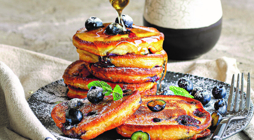 Вкусные оладьи на варенце с голубикой: идеальный завтрак для настоящих гурманов