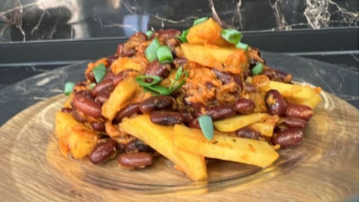 Вкусный постный ужин: фасоль с картофелем за 30 минут