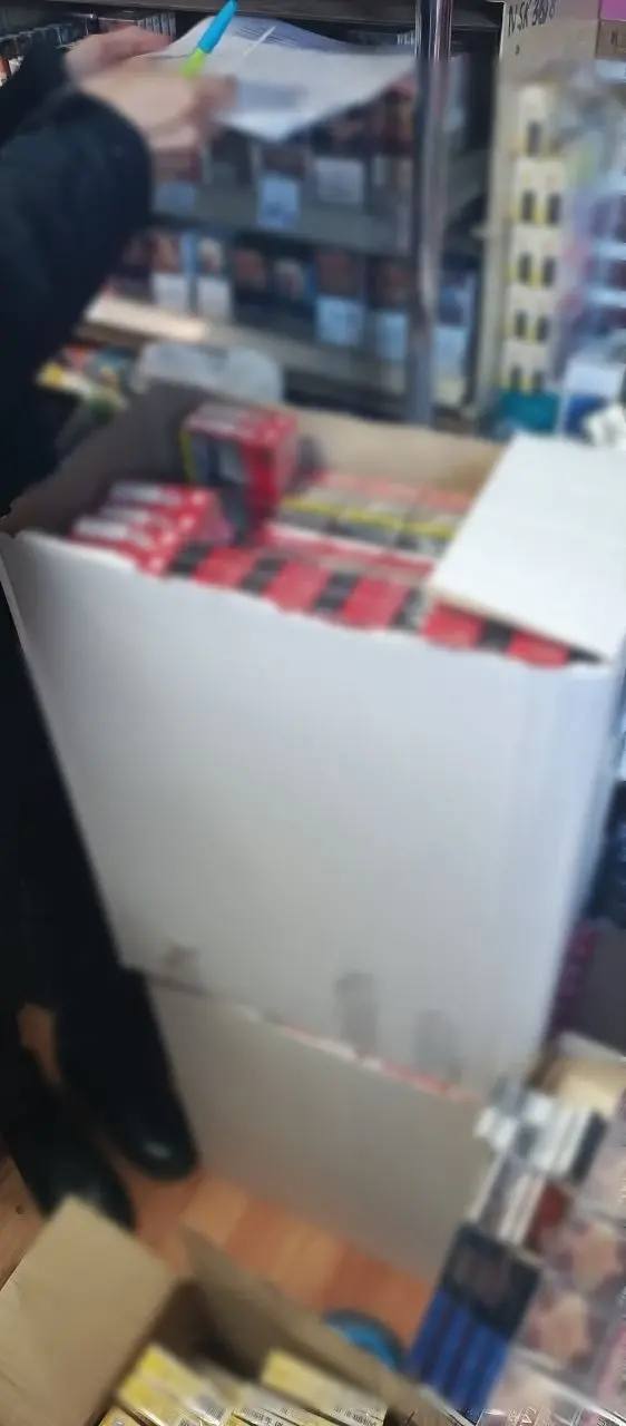 В НОВОСИБИРСКЕ ПОЛИЦЕЙСКИЕ ПРЕСЕКЛИ РЕАЛИЗАЦИЮ КОНТРАФАКТНОЙ ТАБАЧНОЙ ПРОДУКЦИИ В НОВОСИБИРСКЕ ПОЛИЦЕЙСКИЕ ПРЕСЕКЛИ РЕАЛИЗАЦИЮ КОНТРАФАКТНОЙ ТАБАЧНОЙ ПРОДУКЦИИ