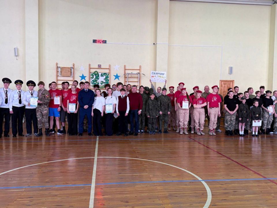 В преддверии Дня защитника Отечества прокуратура города Новосибирска приняла участие в организованном МКУ Центр «Теплый Дом» военно-патриотическом мероприятии «Солдатом быть - Родине служить»