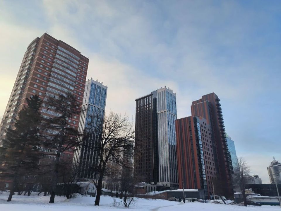 Сейчас в Новосибирске –24, днём, по прогнозу, до –20, гололедица