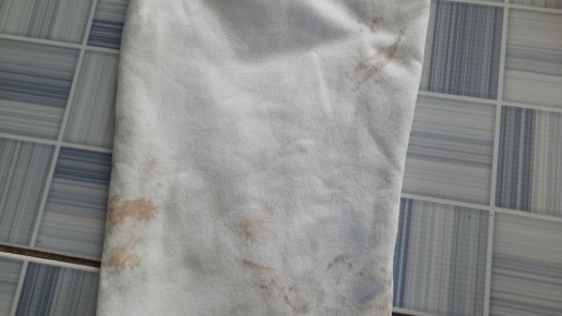 Как просто вернуть белизну вещам без отбеливателя