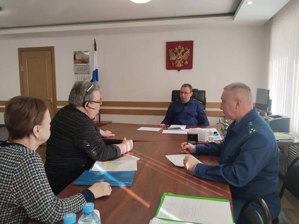 Заместитель прокурора Новосибирской области Виталий Дымолазов провел личный прием в прокуратуре Кировского района г. Новосибирска