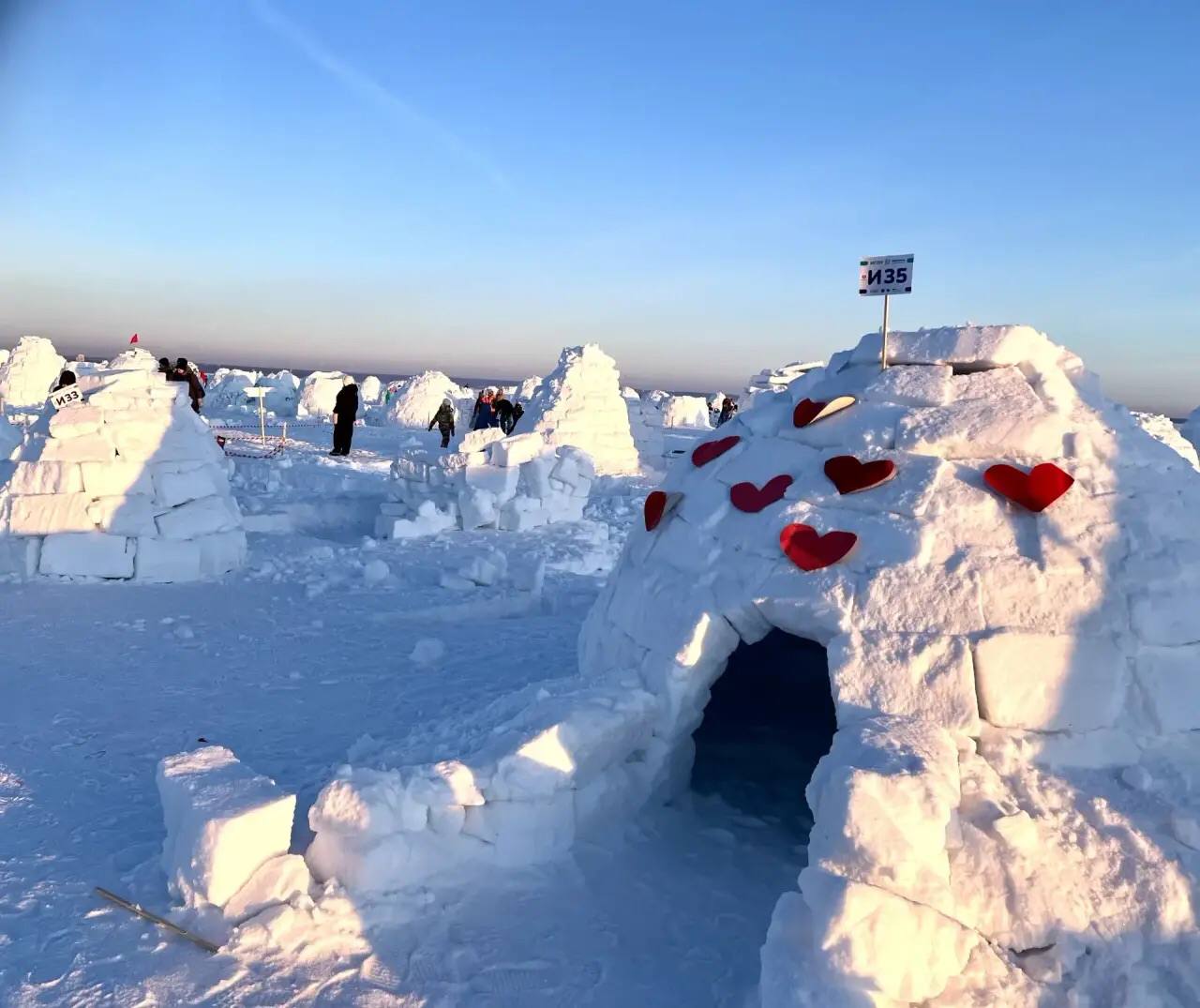Ирина Волк: #ИсториясГеографией. В Новосибирске, на берегу Обского моря, состоялся фестиваль «Иглу-2026: Город эскимосов», где профессиональные команды и группы друзей, семьи соревновались в постройке самого большого по... Ирина Волк: #ИсториясГеографией. В Новосибирске, на берегу Обского моря, состоялся фестиваль «Иглу-2026: Город эскимосов», где профессиональные команды и группы друзей, семьи соревновались в постройке самого большого по...