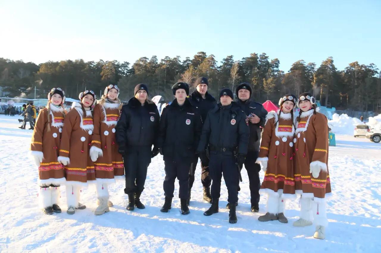 Ирина Волк: #ИсториясГеографией. В Новосибирске, на берегу Обского моря, состоялся фестиваль «Иглу-2026: Город эскимосов», где профессиональные команды и группы друзей, семьи соревновались в постройке самого большого по... Ирина Волк: #ИсториясГеографией. В Новосибирске, на берегу Обского моря, состоялся фестиваль «Иглу-2026: Город эскимосов», где профессиональные команды и группы друзей, семьи соревновались в постройке самого большого по...