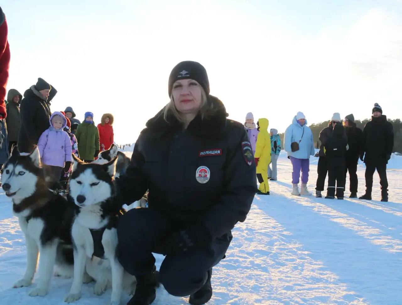 Ирина Волк: #ИсториясГеографией. В Новосибирске, на берегу Обского моря, состоялся фестиваль «Иглу-2026: Город эскимосов», где профессиональные команды и группы друзей, семьи соревновались в постройке самого большого по... Ирина Волк: #ИсториясГеографией. В Новосибирске, на берегу Обского моря, состоялся фестиваль «Иглу-2026: Город эскимосов», где профессиональные команды и группы друзей, семьи соревновались в постройке самого большого по...