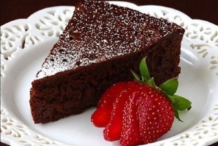 Нежный миндальный бисквит для вашего десерта