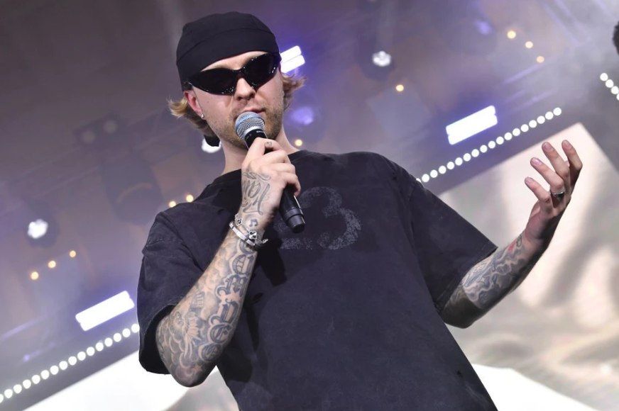 �� ������� ����� ����� � ������������ 4 ����� ����� �� �������� �������