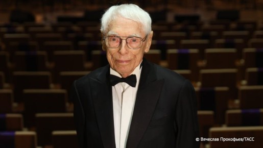 ������ ����������� ���������� �������� ���������� � ����� ��� 100-������� ������ ������ ������� � 15 ������ ������������, ��� ������� � ����� �������, ������� ��� ������ ���������