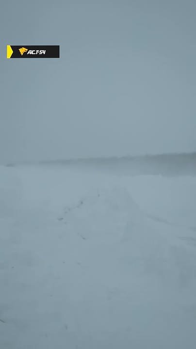 На трассе, соединяющей деревню Бурмистрово и село Улыбино в Новосибирской области, настоящий коллапс