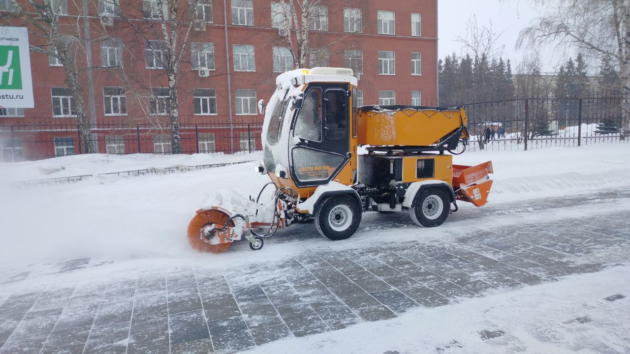 Уборка улично-дорожной сети города Уборка улично-дорожной сети города