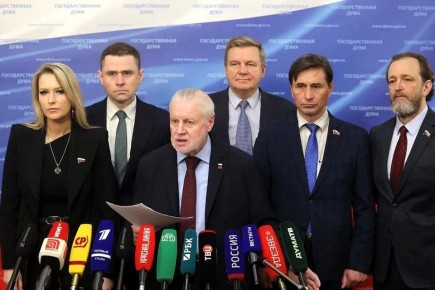 Александр Аксёненко стал соавтором инициативы о «детском капитале»