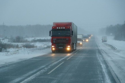 Трассу на Павлодар закрыли из-за бурана под Новосибирском