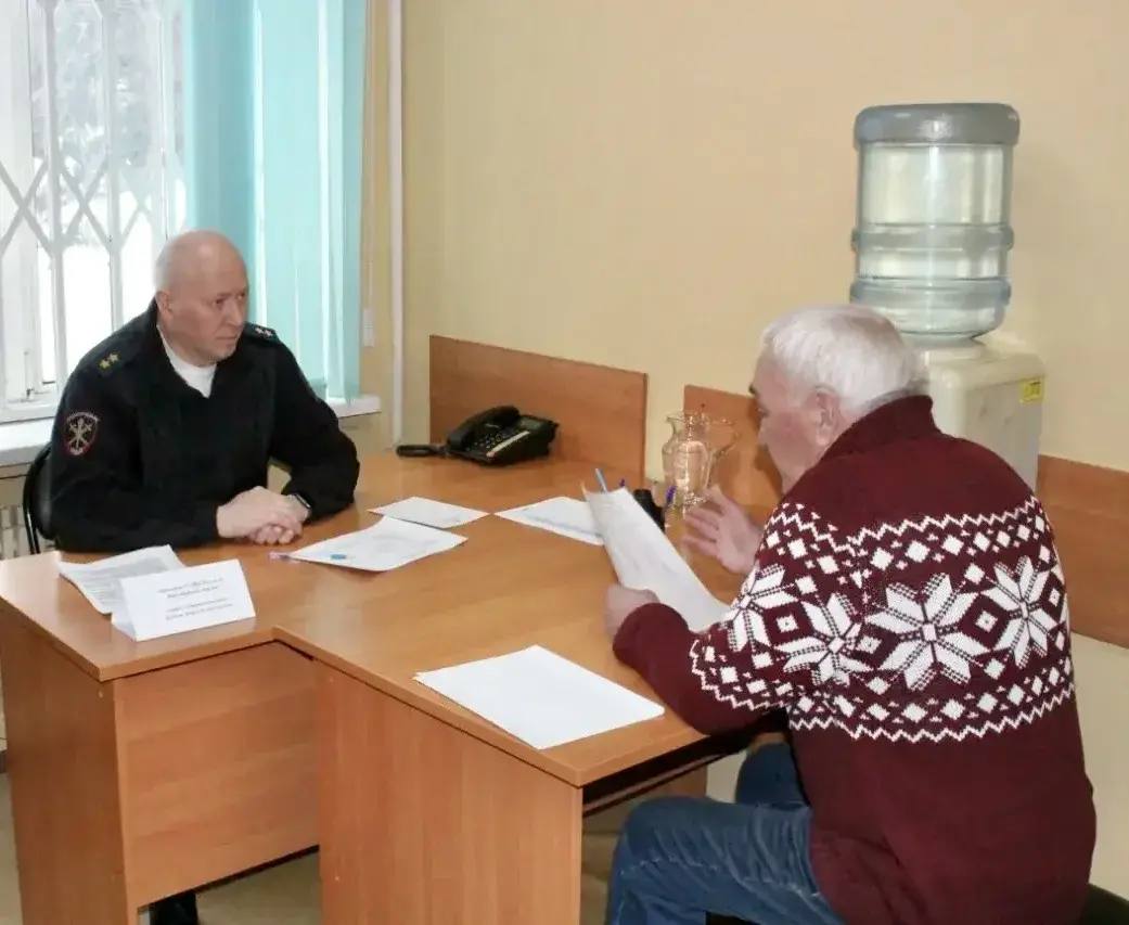 Начальник ГУ МВД России по Новосибирской области посетил с рабочим визитом Отдел МВД России по городу Бердску Начальник ГУ МВД России по Новосибирской области посетил с рабочим визитом Отдел МВД России по городу Бердску