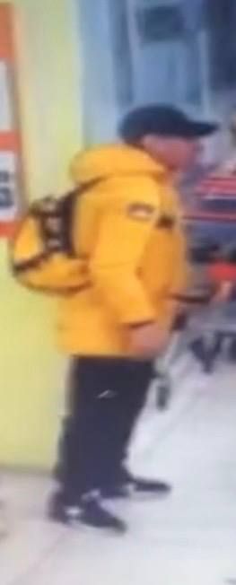 Внимание, розыск!. . Сотрудниками Отдела полиции №5 «Дзержинский» УМВД России по городу Новосибирску устанавливается личность и местонахождение мужчины, подозреваемого в совершении преступления, предусмотренного ч. 2 ст....