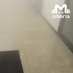 Дождь с потолка идёт в новосибирском ЖК