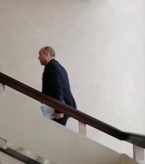 Юрий Баранчик: Происходящее в Новосибирской области наглядно демонстрирует поведенческую модель нашей управленческой системы