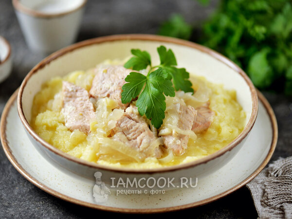 Как тушить индейку: секреты сочного и нежного филе