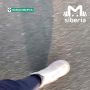 Весной в Новосибирске мало иметь обувь — нужно как-то спасать её от луж